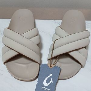 OluKai Hila Water-Friendly Slide Sandals NWT